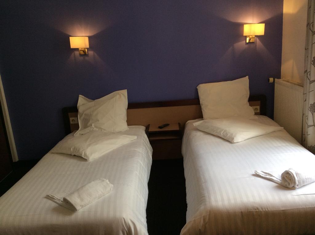 Hotel De La Place Malakoff Rum bild